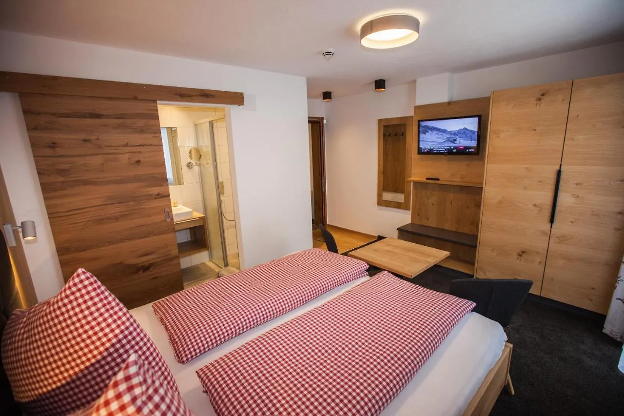 Bed and Breakfast Haus Küchelspitz Ischgl 0*,  Österreich