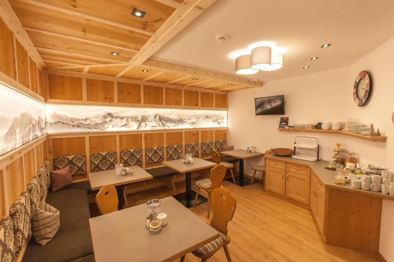 Bed and Breakfast Haus Küchelspitz Ischgl 0*,